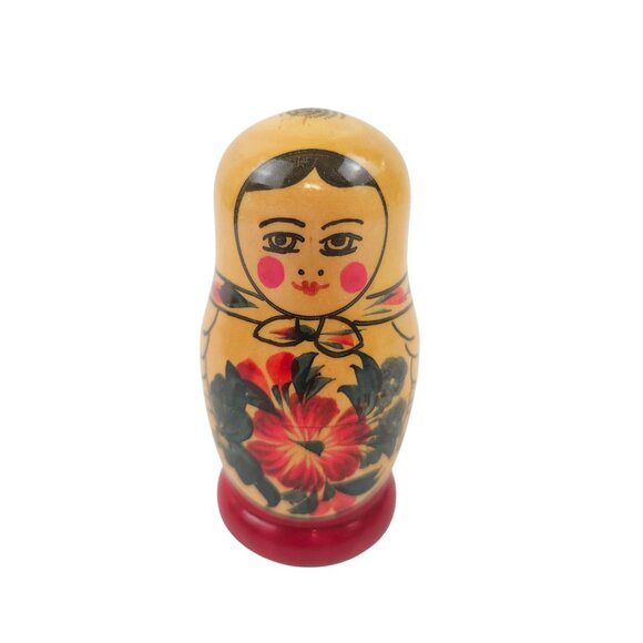 Vintage Hand Painted Russian Matryoshka Nesting Doll Set Of 4 Made In USSR - Picture 2 of 10